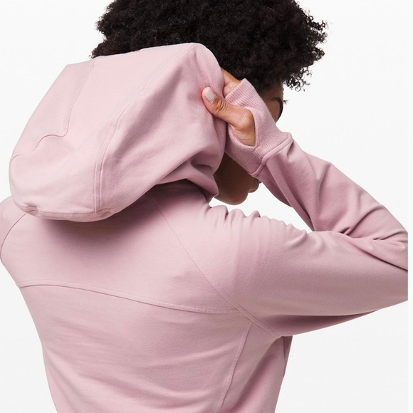 Lululemon • Scuba Pullover in Smoky Blush - Picture 4 of 8